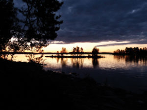 Sonnenuntergang in Lappland / Finnland